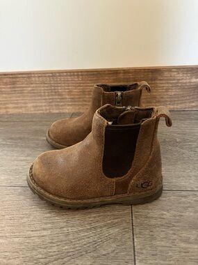 UGG Kids Brown Suede Callum Ankle Boots Toddler 6
